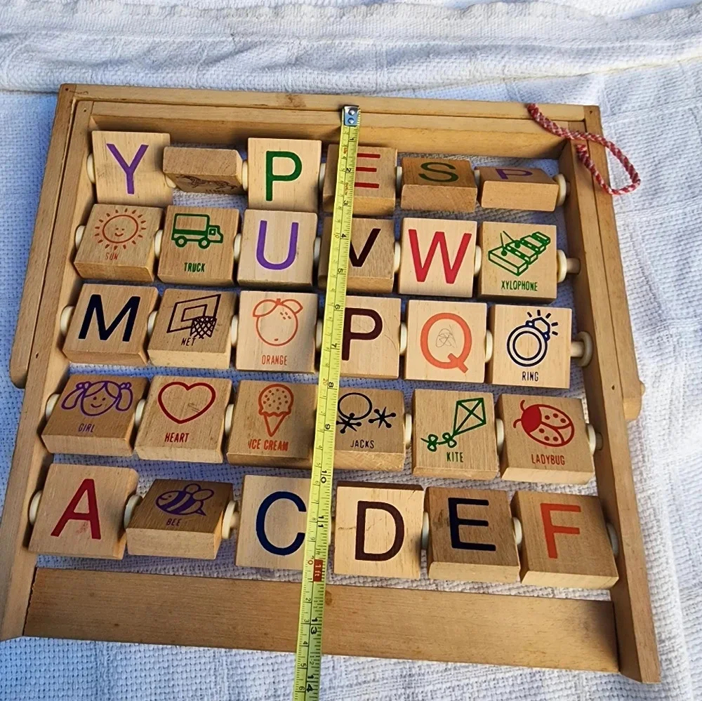 Vintage‎ Woodblock Alphabet learning game